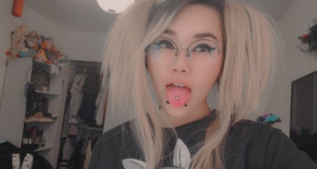 MilkyRoo heiße nackt archiv