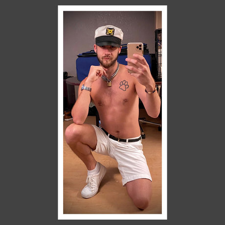 Spikie Wolf_ model porno bilder