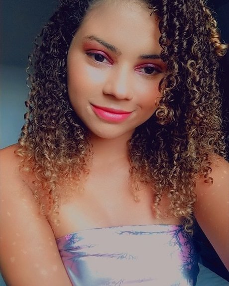 Mika Oliveira perfekte nackt galerie