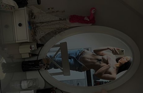 _Michelle Str nsk_ hübsche erwachsene archiv