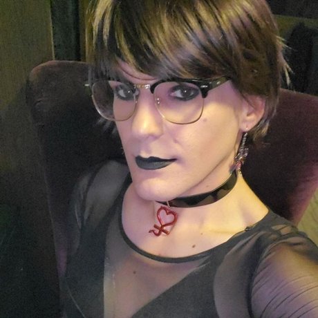 Mercy Loveless hd pornografische galerien