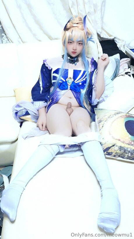 Ai SissyLunar nette galerien