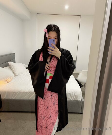 Ai SissyLunar erwachsene freie bilder