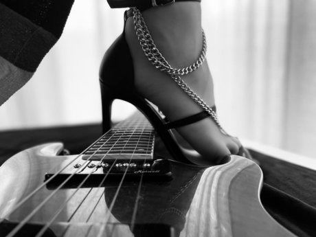 Luna de Santos sexy top bilder