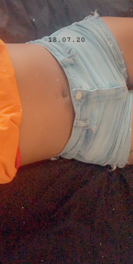 Money CiCi_ schauspielerin freie foto