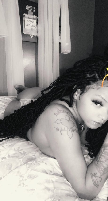 NAOMI GOOD top schöne foto