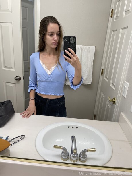 Nadia Noja porno nette fotos