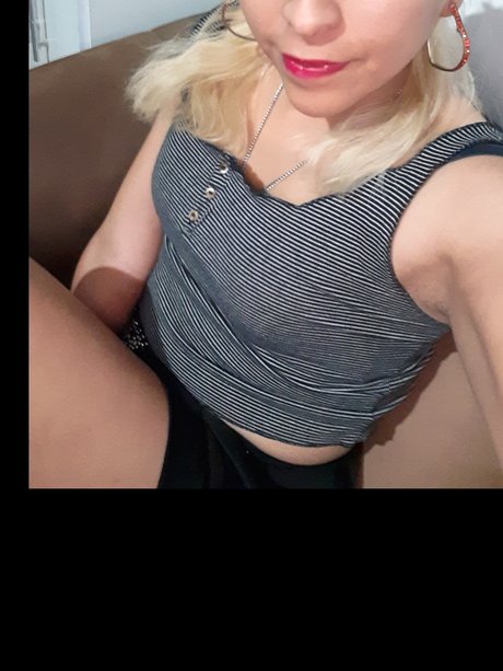 Sofia Muse erwachsene kunst archiv