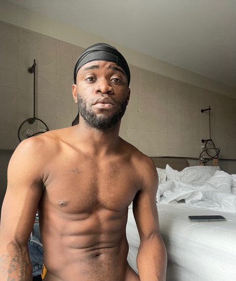 asiatische falsche titten onlyfans schöne top archiv