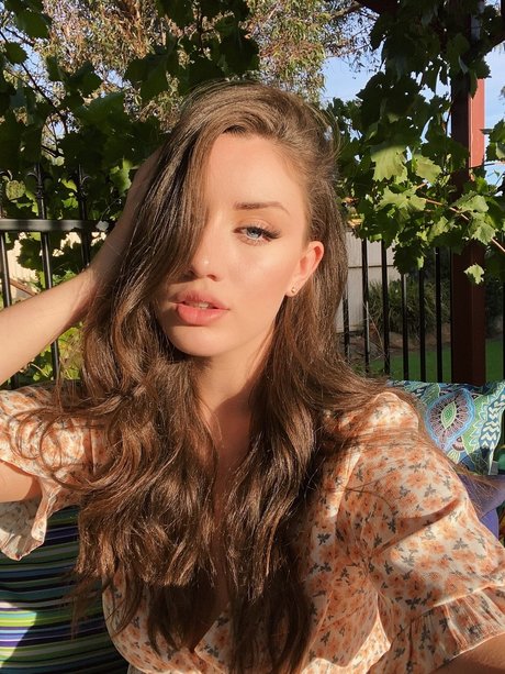 Naomi s Feet kunst top galerien