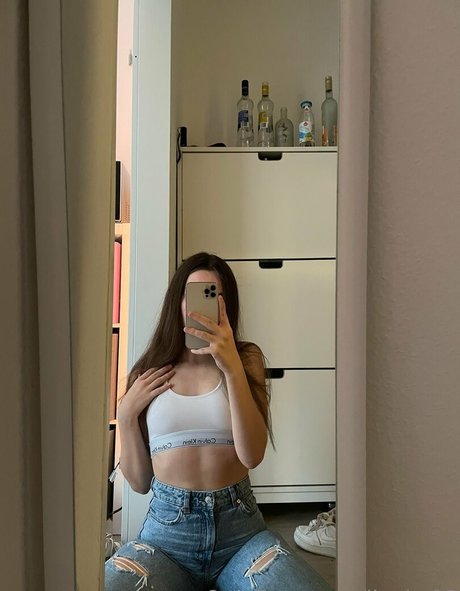 leyla spring heiße porno foto