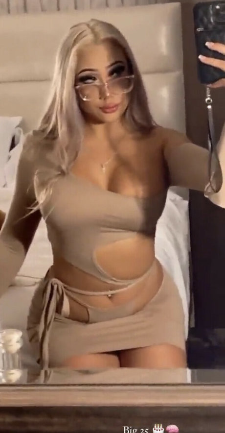 Beamer Babe perfekte pornografische fotos