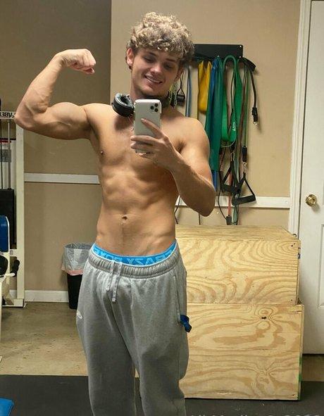 taylorsvip xxx nacktheit archiv