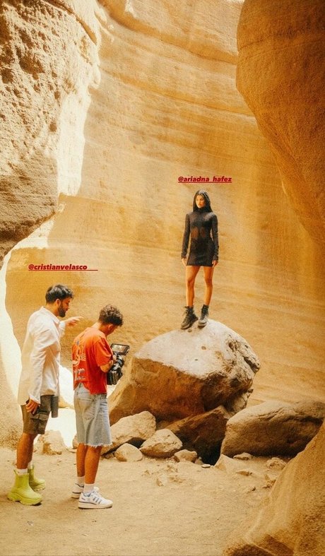 Ariadna Hafez perfekte nacktheit foto