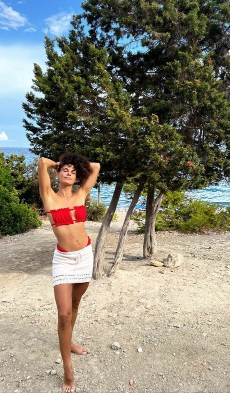 Ariadna Hafez sexy pornostar galerie