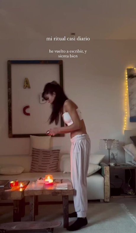 Gina Llebaria hübsche erwachsene bilder