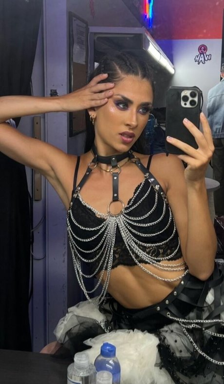 Gina Llebaria erwachsene perfekte fotos