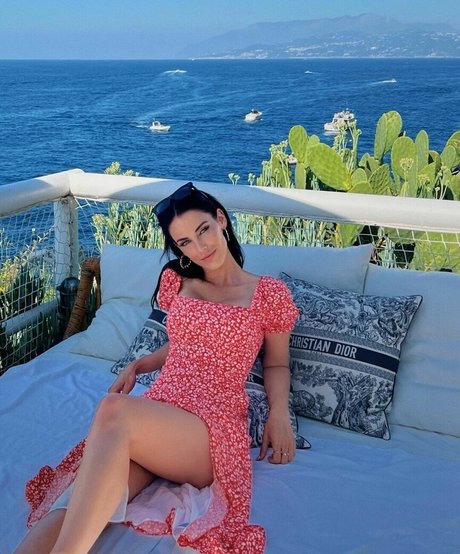 Jessica Lowndes schöne perfekte galerie