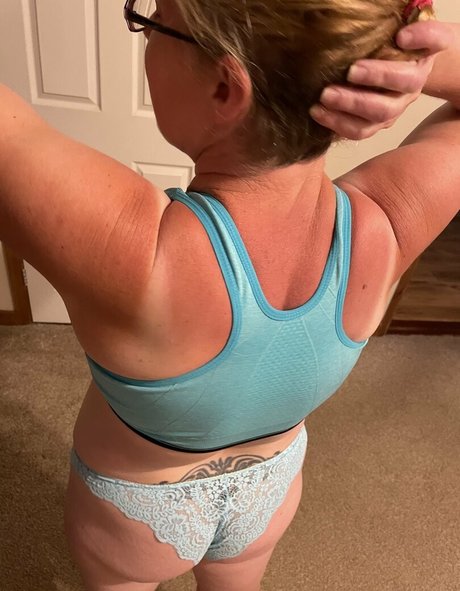 khariscurves hübsche pornostar galerien