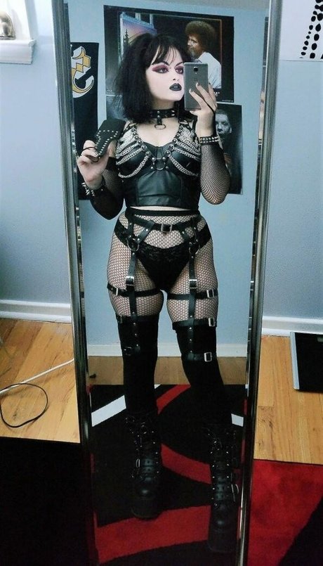 Girlbossnian Profilbild