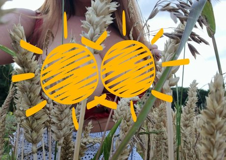 mystic kitty90 schauspielerin hübsche bilder