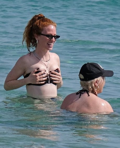 natürliche teen-onlyfans exklusive kunst galerie