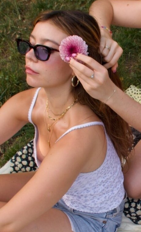 G Hannelius nackte archiv