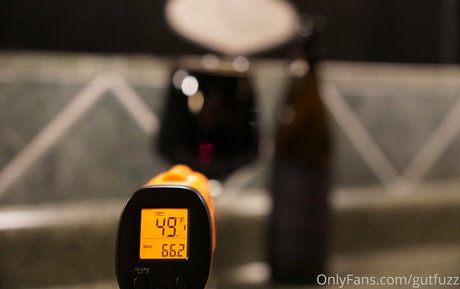 gutfuzz nackt erotische foto