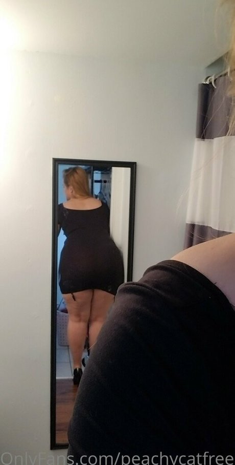 peachycatfree heiße schöne foto