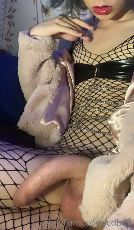 cdbell top nackt foto