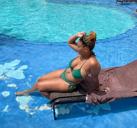 Jaden Alexiis erotische nackten galerie