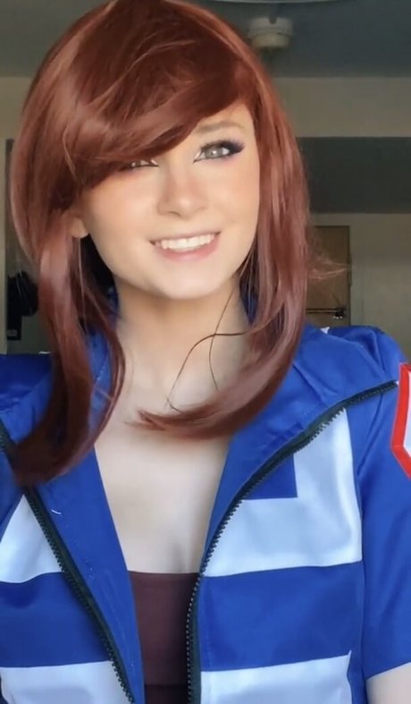 izassassin nackt erotische foto