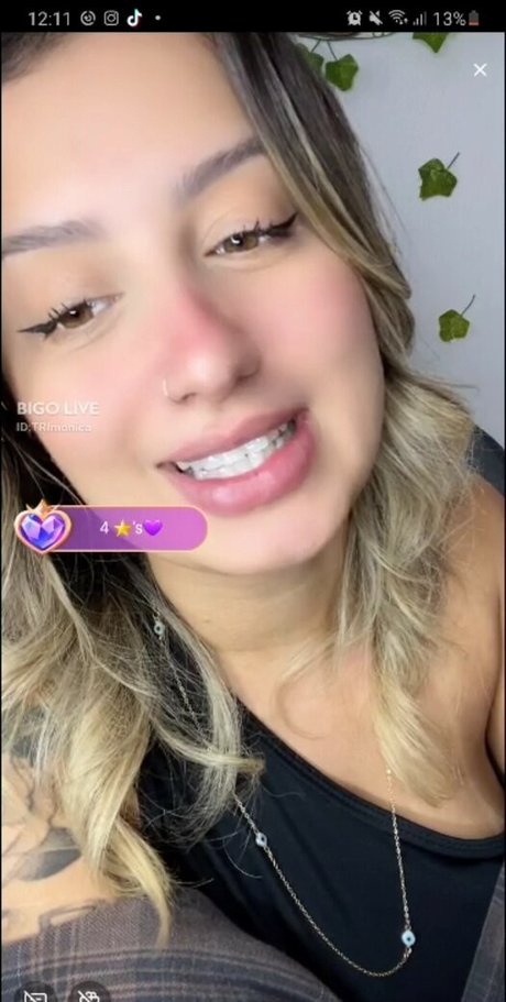 TRImonica pornostar fotos