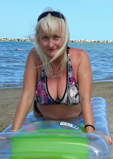 monicutex2 pornostar perfekte foto