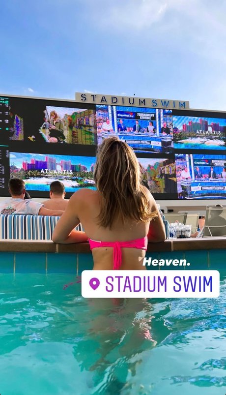 Annie Agar beste nette galerie