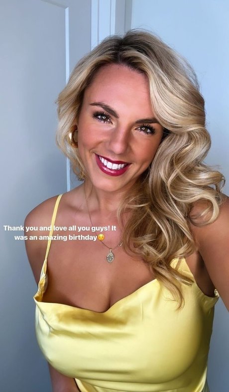 Annie Agar schöne galerien