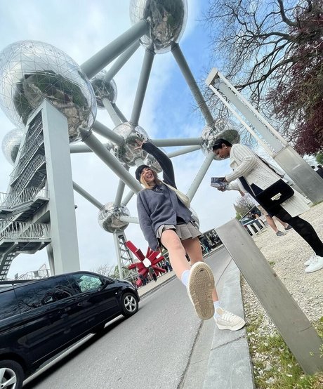 Thaiga model erotische galerien