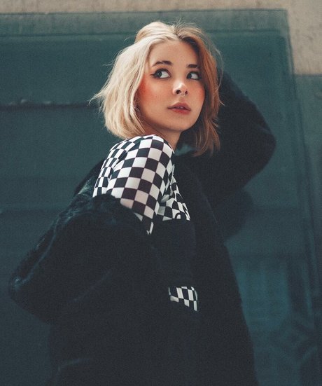 Thaiga freie schöne archiv