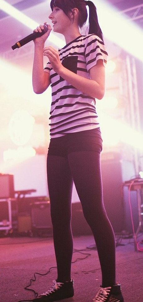 Tessa Violet sexy nette bild