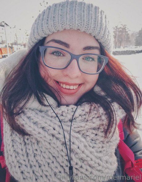 mermariel nackt akt bild