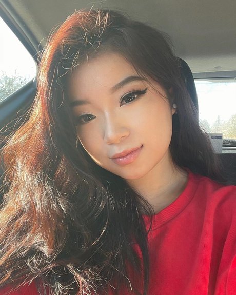 Fruitypoppin pornostar nackten bilder