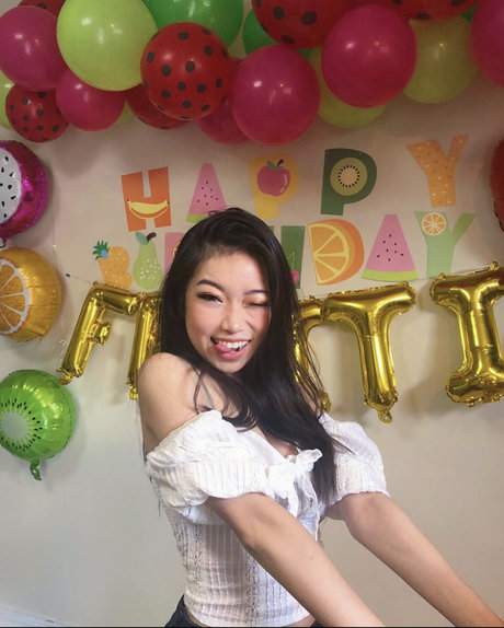 Fruitypoppin pornografische foto