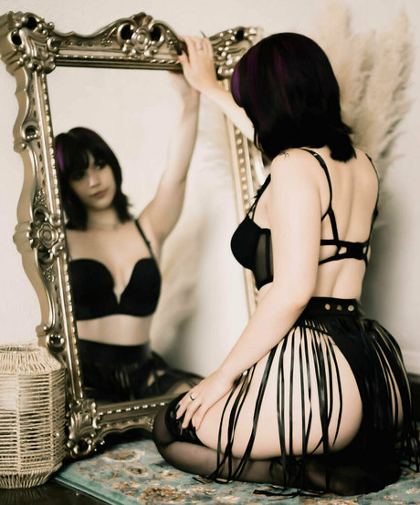 Hexbabe420 nackt sexy bilder