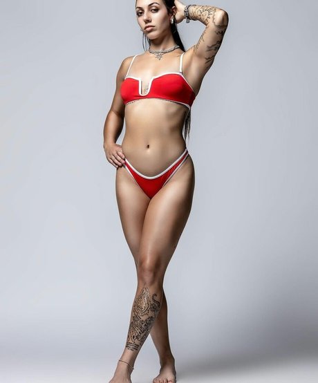 Tori Ortiz kunst top bilder