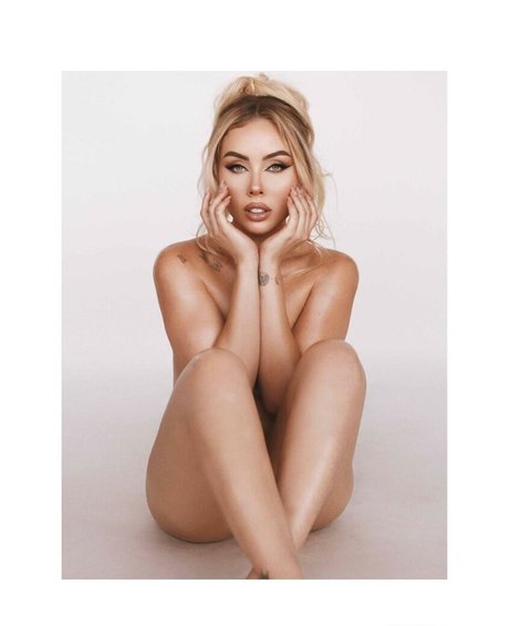 Maya Mazor exklusive erwachsene galerie