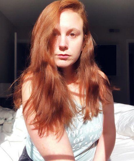 Ashleigh Burton schauspielerin erotische galerien