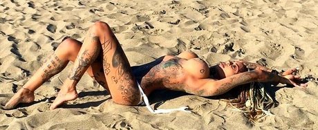 Amanda McNair heiße schöne fotos