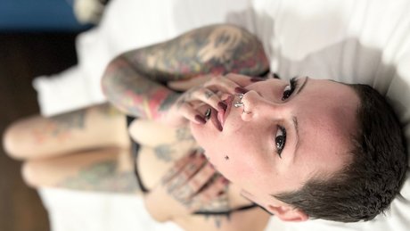 Olivia Wolfe_ heiße exklusive galerie