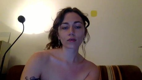 Olive Cutie schauspielerin sex bilder