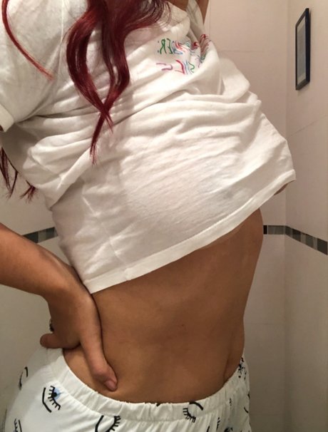 latina morena xxx nackte bild